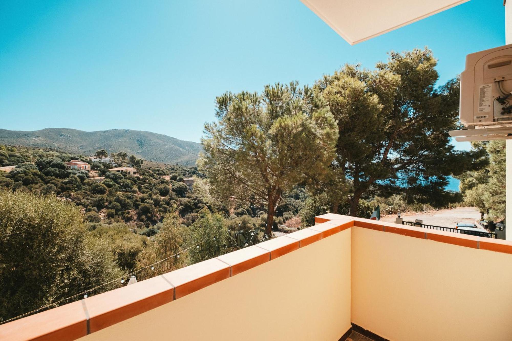 Villa Bella Salmagi - Surya Sardinia Holidays & Yoga Capitana Εξωτερικό φωτογραφία